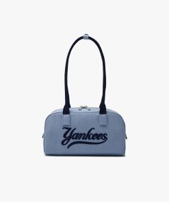 MLB - Túi đeo vai nữ Denim Varsity Cursive